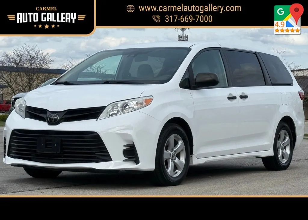 White 2020 Toyota Sienna L for sale in Carmel, IN