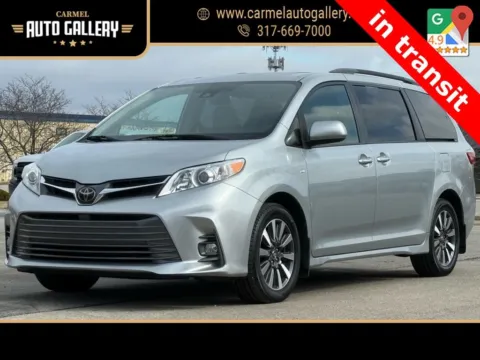 Silver 2019 Toyota Sienna XLE for sale in Carmel, IN
