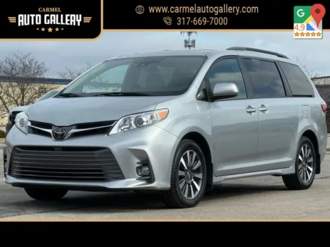 Silver 2019 Toyota Sienna XLE for sale in Carmel, IN