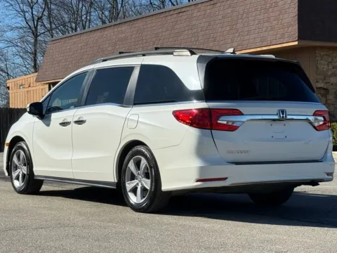 Another view of 2019 Honda Odyssey EX-L for sale in Carmel, IN at Carmel Auto Gallery