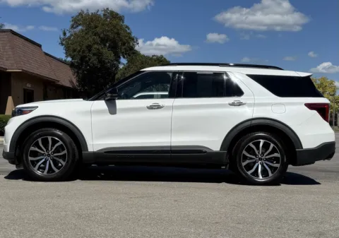 Photos of 2020 Ford Explorer ST for sale in Carmel, IN at Carmel Auto Gallery