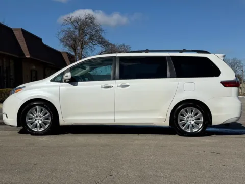 Photos of 2016 Toyota Sienna Limited Premium for sale in Carmel, IN at Carmel Auto Gallery