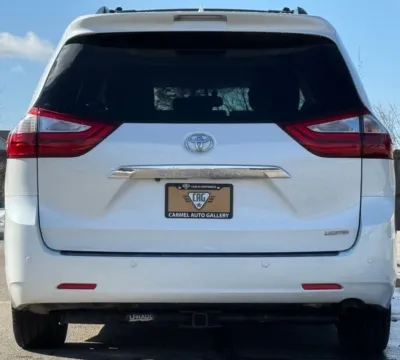 More photos of 2016 Toyota Sienna Limited Premium at Carmel Auto Gallery, IN