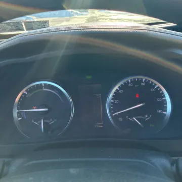 More photos of 2016 Toyota Highlander Hybrid Limited Platinum at Carmel Auto Gallery, IN