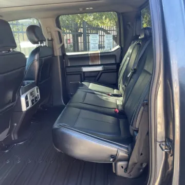 More photos of 2019 Ford F-150 Lariat at Carmel Auto Gallery, IN