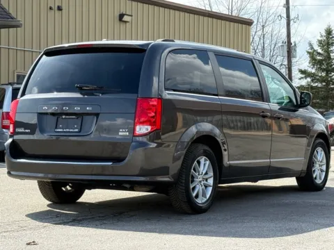 More photos of 2019 Dodge Grand Caravan SXT at Carmel Auto Gallery, IN