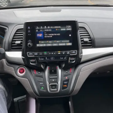 More photos of 2019 Honda Odyssey EX at Carmel Auto Gallery, IN