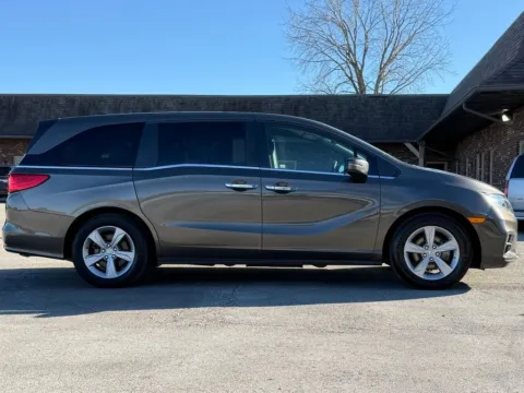 More photos of 2019 Honda Odyssey EX at Carmel Auto Gallery, IN