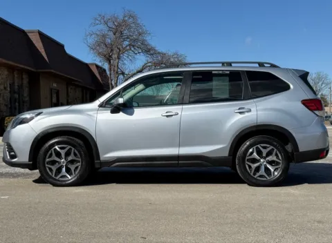 Photos of 2022 Subaru Forester Premium for sale in Carmel, IN at Carmel Auto Gallery