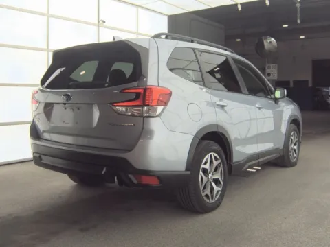 Photos of 2022 Subaru Forester Premium for sale in Carmel, IN at Carmel Auto Gallery