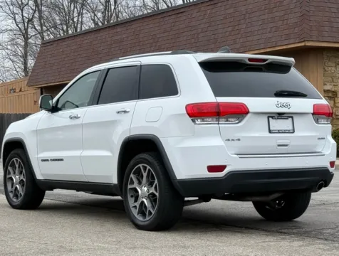 Another view of 2019 Jeep Grand Cherokee Limited for sale in Carmel, IN at Carmel Auto Gallery