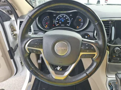 More photos of 2019 Jeep Grand Cherokee Limited at Carmel Auto Gallery, IN