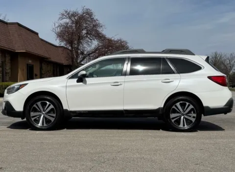 Photos of 2018 Subaru Outback 3.6R for sale in Carmel, IN at Carmel Auto Gallery