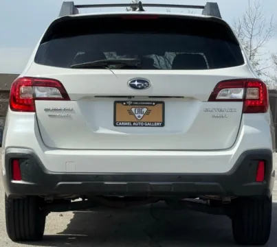 More photos of 2018 Subaru Outback 3.6R at Carmel Auto Gallery, IN