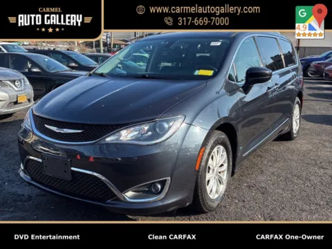 Blue 2019 Chrysler Pacifica Touring L for sale in Carmel, IN