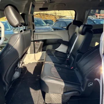 Another view of 2019 Chrysler Pacifica Touring L for sale in Carmel, IN at Carmel Auto Gallery