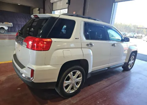 More photos of 2016 GMC Terrain SLT at Carmel Auto Gallery, IN