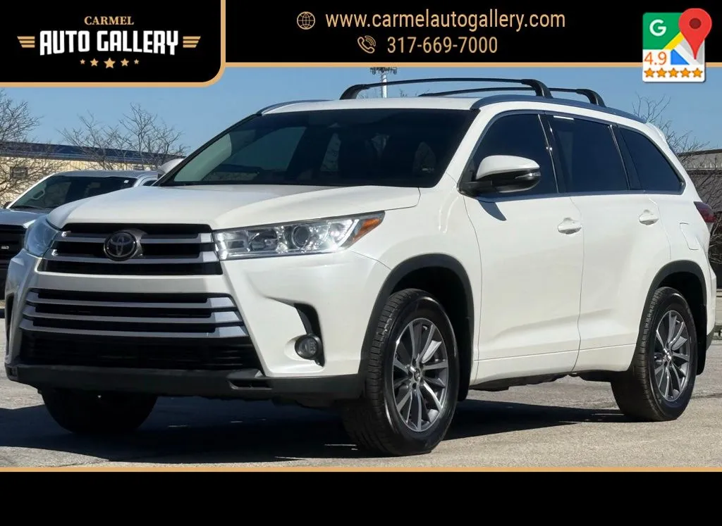 White 2018 Toyota Highlander XLE for sale in Carmel, IN