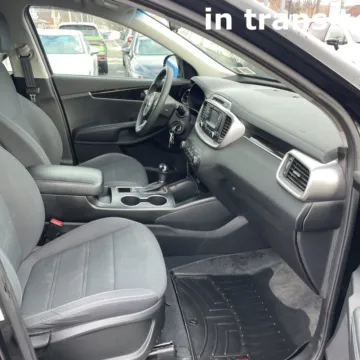 More photos of 2017 Kia Sorento LX at Carmel Auto Gallery, IN