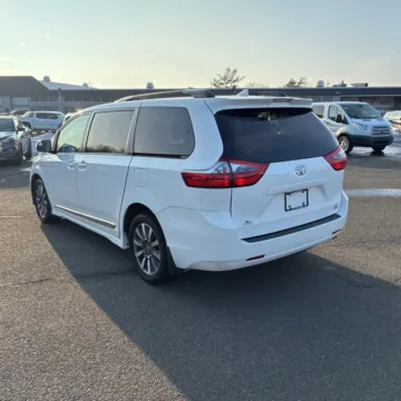 Another view of 2020 Toyota Sienna LE for sale in Carmel, IN at Carmel Auto Gallery