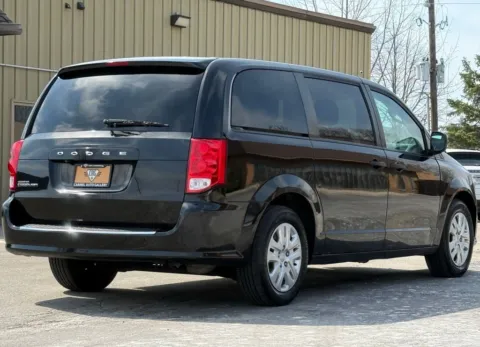 More photos of 2019 Dodge Grand Caravan SE at Carmel Auto Gallery, IN