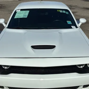 More photos of 2021 Dodge Challenger GT at Carmel Auto Gallery, IN
