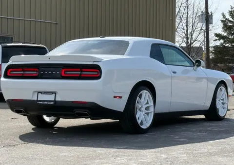 More photos of 2021 Dodge Challenger GT at Carmel Auto Gallery, IN