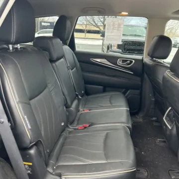 More photos of 2019 INFINITI QX60 LUXE at Carmel Auto Gallery, IN