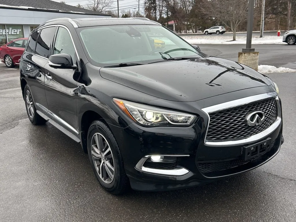 Black 2019 INFINITI QX60 LUXE for sale in Carmel, IN