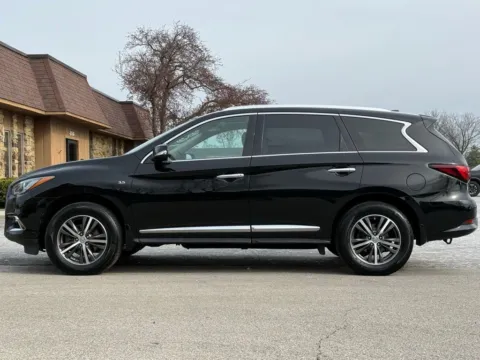 Photos of 2019 INFINITI QX60 LUXE for sale in Carmel, IN at Carmel Auto Gallery