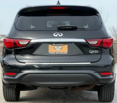 More photos of 2019 INFINITI QX60 LUXE at Carmel Auto Gallery, IN