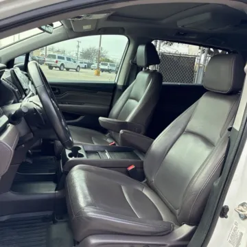 Photos of 2020 Honda Odyssey Touring for sale in Carmel, IN at Carmel Auto Gallery