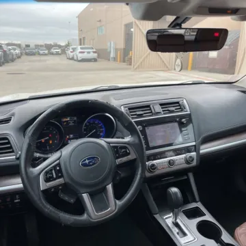 More photos of 2017 Subaru Outback 3.6R at Carmel Auto Gallery, IN