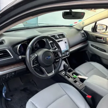More photos of 2018 Subaru Outback 2.5i at Carmel Auto Gallery, IN