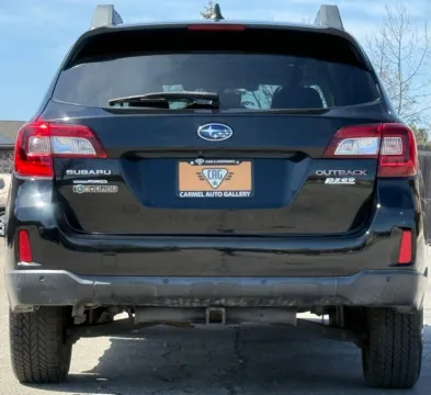 More photos of 2017 Subaru Outback 2.5i at Carmel Auto Gallery, IN