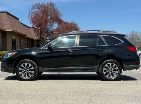 Photos of 2017 Subaru Outback 2.5i for sale in Carmel, IN at Carmel Auto Gallery