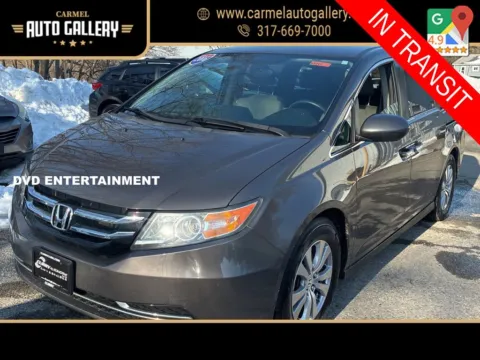 Gray 2016 Honda Odyssey SE for sale in Carmel, IN