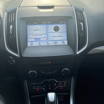 More photos of 2017 Ford Edge SEL at Carmel Auto Gallery, IN