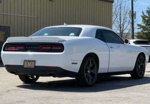 More photos of 2018 Dodge Challenger SXT at Carmel Auto Gallery, IN