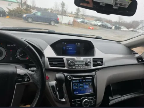 Photos of 2016 Honda Odyssey EX-L for sale in Carmel, IN at Carmel Auto Gallery