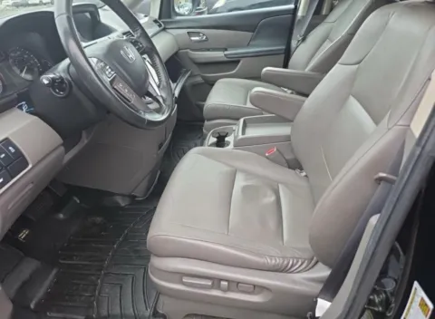 More photos of 2016 Honda Odyssey EX-L at Carmel Auto Gallery, IN