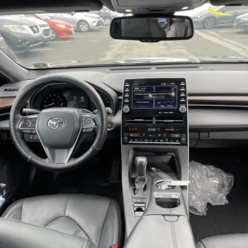 More photos of 2022 Toyota Avalon XLE at Carmel Auto Gallery, IN