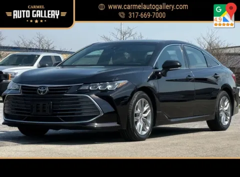 Black 2022 Toyota Avalon XLE for sale in Carmel, IN