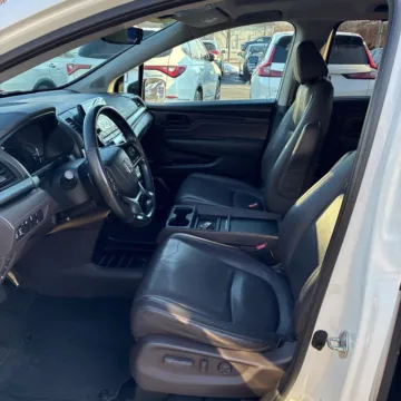 Photos of 2018 Honda Odyssey EX-L for sale in Carmel, IN at Carmel Auto Gallery