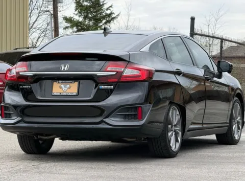 More photos of 2018 Honda Clarity Plug-In Hybrid at Carmel Auto Gallery, IN