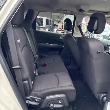 More photos of 2016 Dodge Journey Crossroad at Carmel Auto Gallery, IN