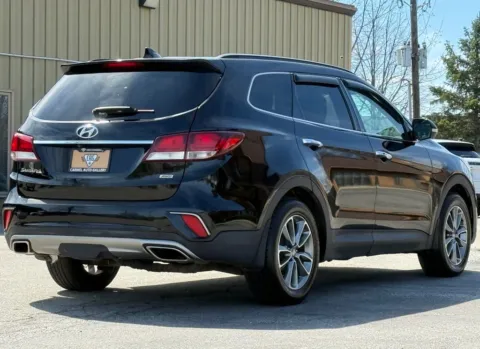 More photos of 2017 Hyundai Santa Fe SE at Carmel Auto Gallery, IN