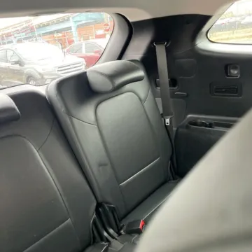 More photos of 2017 Hyundai Santa Fe SE at Carmel Auto Gallery, IN