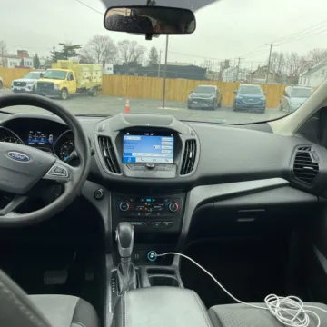 Photos of 2019 Ford Escape SE for sale in Carmel, IN at Carmel Auto Gallery