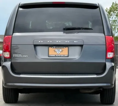 More photos of 2016 Dodge Grand Caravan SE at Carmel Auto Gallery, IN